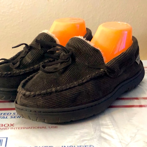 mens bearpaw moccasin slippers